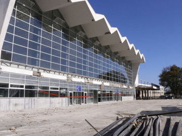 Studenti pozivaju svijet da se pokloni žrtvama u Novom Sadu: „Zastani, gdje god da si“