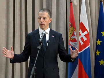 Đurić žestoko odgovorio Konakoviću: Može da spominje Vučića i ujutru i uveče, ali neće biti sposobniji