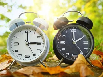 Kazaljke su pomjerene sat unazad, počelo zimsko računanje vremena