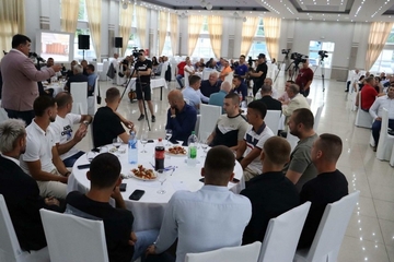 „Veče Majevice“ u Loparama: Prikupljeno 93.000 KM za fudbalski klub