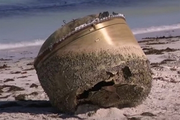 Misteriozni objekat "isplivao" na plažu u Australiji (VIDEO)