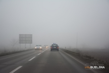 Mjestimično vlažni kolovozi, smanjena vidljivost zbog magle