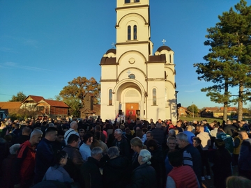Patkovača pobijedila: Mještani uspjeli da sačuvaju svog sveštenika 