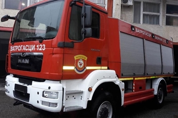 Teška saobraćajna nesreća na magistralnom putu Zvornik-Bijeljina: Vatrogasno vozilo usmrtilo ženu