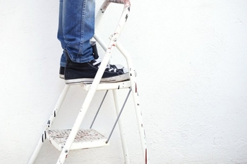 Muškarac iz Zvornika povrijeđen u padu sa merdevina