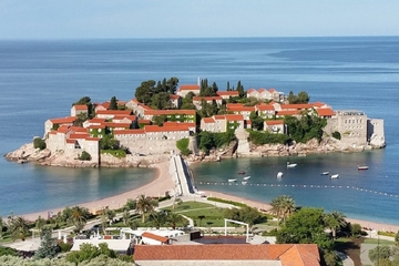 Sveti Stefan POD KLJUČEM ovoga ljeta? Elitni crnogorski hotelski kompleks možda neće otvoriti vrata turistima