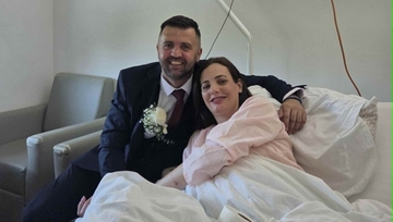 Slomila kuk na dan svadbe, ali nije odustala: Nesvakidašnje venčanje u Istočnom Sarajevu