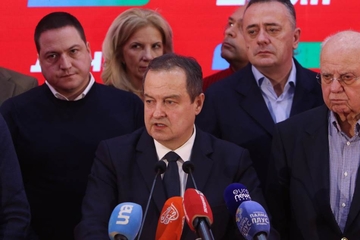 Dačić nagovijestio mogućnost povlačenja sa čela SPS-a