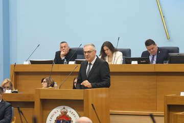 Miličević: Danas ćemo odlučiti o vetu, ali naši problemi ostaju isti