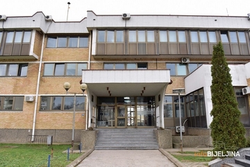 Uhapšen pijani muškarac koji je povrijedio taksistu