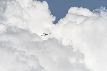 Nestao avion sa 22 ljudi