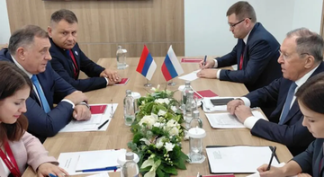 Dodik sa Lavrovom u Sankt Peterburgu 