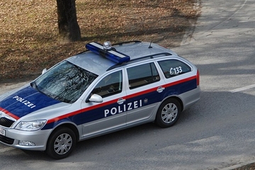 Vozač porijeklom iz BiH bježao od austrijske policije i pokazivao slike Kur'ana