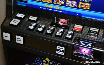 Iz aparata u kafiću uzeo 500 KM, uhapšen u njivi