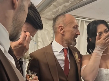 "Predajem ti drugi dio svog srca" Govor oca na kćerkinom vjenčanju rasplakao sve prisutne (VIDEO)