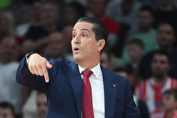 Joanis Sferopulos više nije trener Crvene zvezde