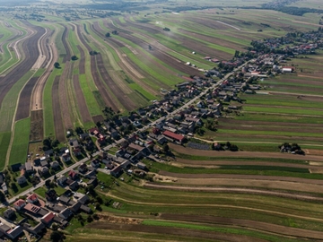 U ovom mjestu u Poljskoj svi stanovnici žive u jednoj ulici (FOTO)