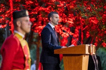 Srpske organizacije u Crnoj Gori prijete protestima zbog rezolucije o Srebrenici: Najavljena blokada Vlade Milojka Spajića