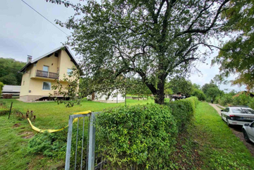 Detalji tragedije kod Tuzle: Starac ubio ženu pa sebe, komšije šokirane