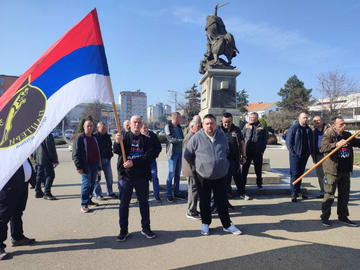“Garda Panteri” traži zabranu koncerta Amire Medunjanin u Bijeljini: “Nećemo dozvoliti da nas pljuju i na nama zarađuju”
