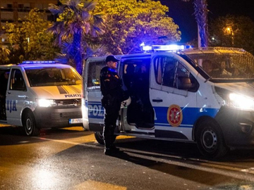 Detalji pucnjave u Budvi: Ubio brata i bratanca nakon svađe oko prevoza turista