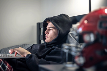 Proganjanje u Republici Srpskoj u porastu, žrtve uhode i putem GPS-a