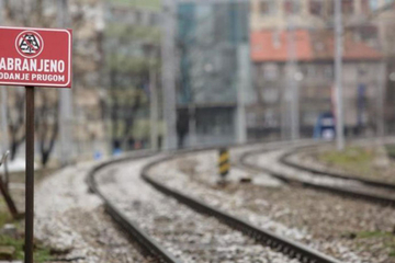 Muškarca usmrtio teretni voz