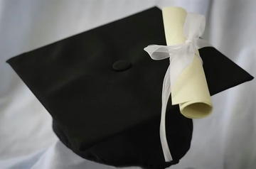 "Naručivao diplome kao sa Temua": Kako su politički moćnici akreditovali univerzitete u BiH dok su sjedili u državnim agencijama?