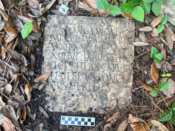 U Nju Orleansu otkriven 1.900 godina star rimski nadgrobni spomenik