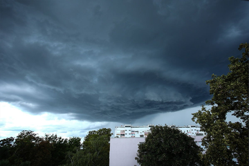 Stiže nevrijeme: U Sloveniji očekuju superćelijske oluje, upozorenje izdato i u Hrvatskoj