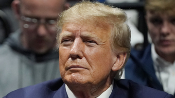 Može da bude predsjednik i IZ ZATVORA: Evo kako će optužnica Trampu uticati na izbore u SAD