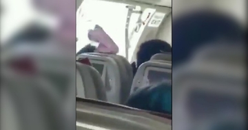Incident na letu Asiana Airlinesa: Putnik otvorio vrata aviona prije slijetanja /VIDEO/