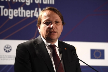 Varhelji o članstvu u EU "BiH bi u narednih mjesec dana mogla dobiti kandidatski status"