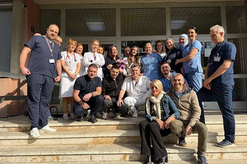 Djevojka povrijeđena u tramvajskoj nesreći puštena na kućno liječenje: Uručena joj i torta