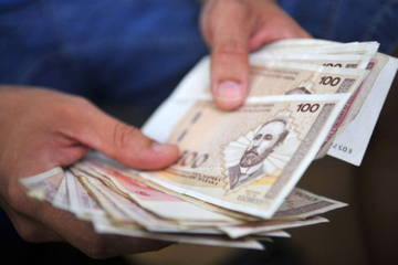 Bh. funkcioneri dijelili građanima po milion maraka dnevno