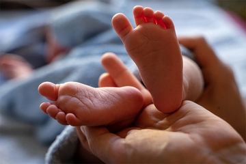 Majke pozitivne na koronu rodile 200 zdravih beba