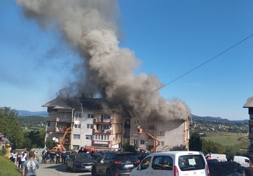 Policija se oglasila o požaru u Vlasenici (VIDEO)