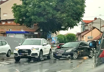 Dvije nezgode u Bijeljini usporile saobraćaj  (FOTO)