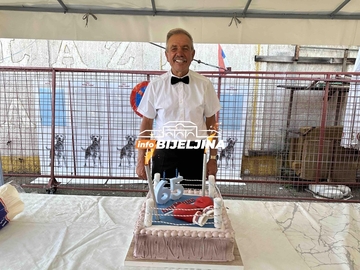 Bijeljina: Miodrag Miško Hofman proslavio 65. rođendan i odlazak u penziju