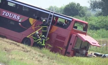 Ispitan vozač autobusa u kojem je poginulo 10 ljudi, branio se ćutnjom