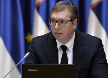 Vučić: Molim ljekare da donesu odluku o trećoj dozi vakcine