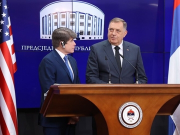 Rod Blagojević za američke medije: Opozvati Bajdenove odluke, i onu o Dodiku