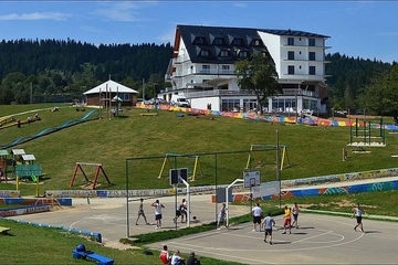 Tragedija u BiH: Preminuo dječak (16) na kojeg je pao gol