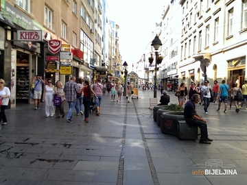 Srbija na korak od 1.000 zaraženih na dan: Traži se smanjenje okupljanja i kraći rad kafana