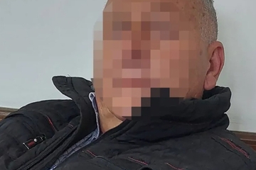 Tragedija u selu kod Užica: Otac i sin poginuli od strujnog udara dok su kosili travu, komšija jedva preživio