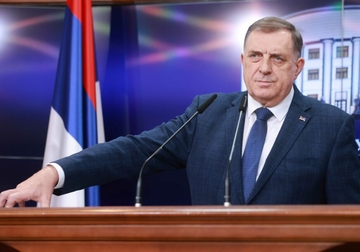 Mađarska uputila žalbu Interpolu zbog crvene potjernice za Dodikom