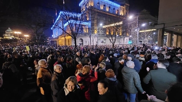 I večeras protest opozicije i studenata u Srbiji, zatvoren saobraćaj (FOTO)