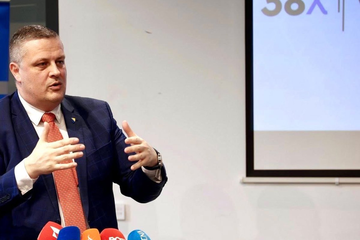 SDP nudi pomoć SDS-u i PDP-u: Hoće da prave novu većinu u NSRS