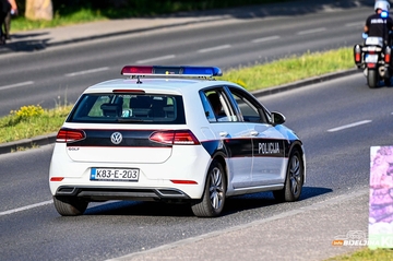 Težak udes na putu između Bosanskog Petrovca i Livna