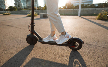 Električni trotineti okupirali ulice